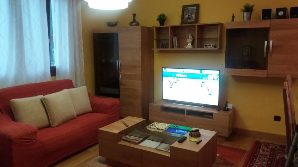 Apartamento Loiu Apartment Ngoại thất bức ảnh